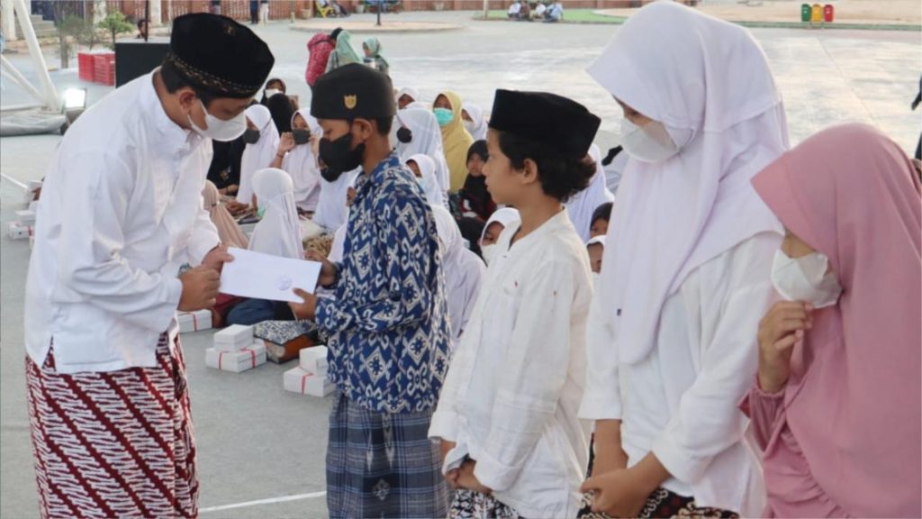 Istighosah, Khotmil Qur'an dan Santunan Anak Yatim Peringati Hari Jadi Kota Pekalongan 118